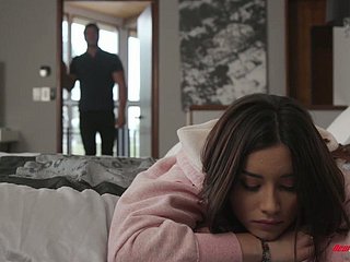 Boeiende hottie Aria Lee is het maken forefront de liefde met haar sensuele vriendje