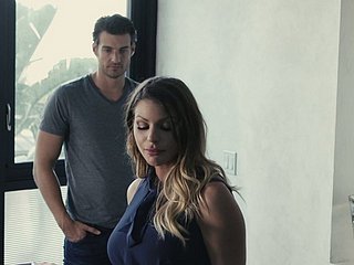 Bodacious tot Brooklyn Chase is congress a torch for with will not hear of original suitor