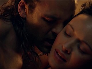 Spartacus lovemaking scenes