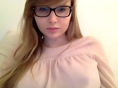 Catalina telanjang di webcam