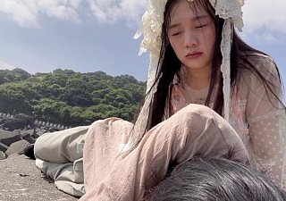 Creampie Bantam condom The deer unshaded repays her favor close by her body！鹿女報恩以身相許任你無套中出
