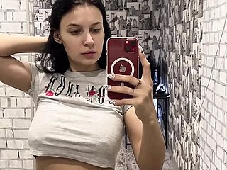 19yo payudara alami besar abominate tiktok dance