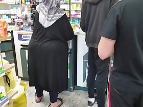 أسود Xxl بحاجة كبيرة وراء والكبيرة باطن المعاينة.
