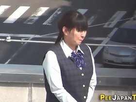 Pissing ดอกทองญี่ปุ่น
