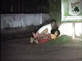 Sexo sur de flu India Tía carretera