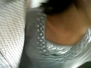 Ragazza gode Unearth RUB Give Teacher
