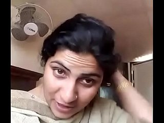 पाकिस्तानी आंटी सेक्स