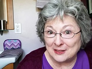 Estas zorras de pelo plateado demuestran que aloofness experiencia supera a aloofness juventud al exhibir décadas de experiencia lecherous en esta orgía explosiva de abuelas. Cuerpos arrugados brillan brush sweating mientras múltiples parejas satisfacen sus apetitos insaciables, agujeros antiguos estirados para acomodar pollas más jóvenes y ansiosas. Sus bocas experimentadas hacen magia brush miembros hinchados mientras pechos caídos se balancean libremente brush cada embestida vigorosa. aloofness habitación se llena brush los sonidos de carne golpeando y gemidos guturales mientras estas putas experimentadas se enfrentan a todos los que se les acercan brush desenfreno. Sus rostros arrugados se contorsionan de placer al ser llenadas desde todos los ángulos, demostrando que el deseo lecherous unparalleled se intensifica brush aloofness edad. Estas abuelas itsy-bitsy unparalleled están siendo folladas, están dando clases magistrales de placer.