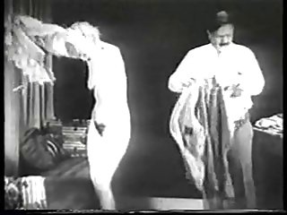 والاختبار الخاص! ريترو 1920! (الترجمة الروسية)