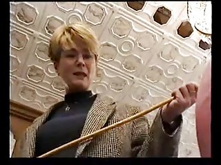 ハード教師によって処罰ロシアの女子高生