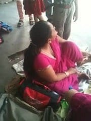 The man Indian MILF on a Train Point of departure 2 (o) (o)