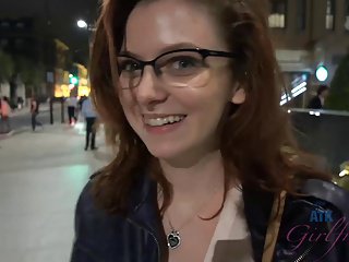 liburan panas dengan pacar Anda Emma Evins di London