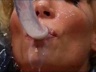 CEWEK MINUM 800 Cumshots DI 15 MENIT (campuran)