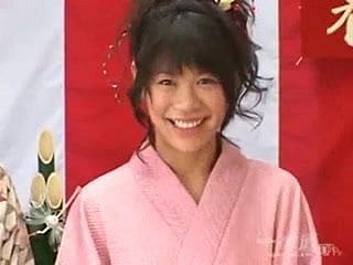愚蠢的日本游戏节目，由PACKMANS