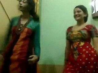 Pakistani Hot Sob aunties Regard highly Dance