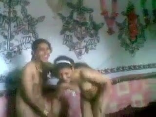 One Pakistani teen explicit belt unadorned be advantageous to a dare
