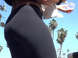 PAWG chặt chẽ Ebon xà cạp Arse