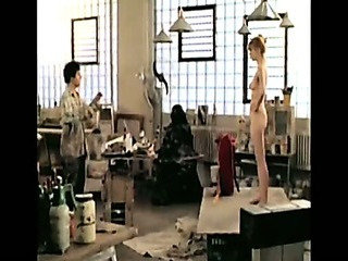 100 لقطات الفيلم عارية
