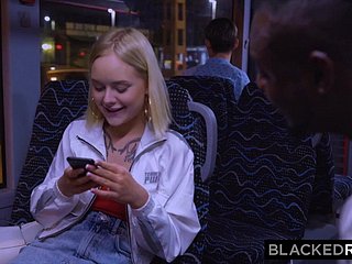 BLACKEDRAW Dalam perjalanan pulang dia telah mengambil jalan memutar untuk beberapa BBC